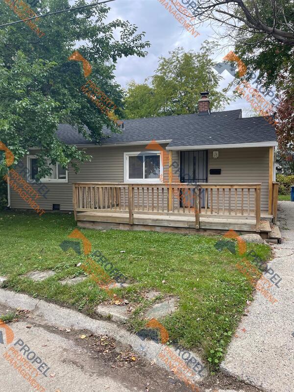 Primary Photo - 31846 Bay Ct