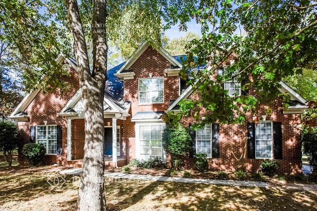 Building Photo - 3000 Telefair Ln