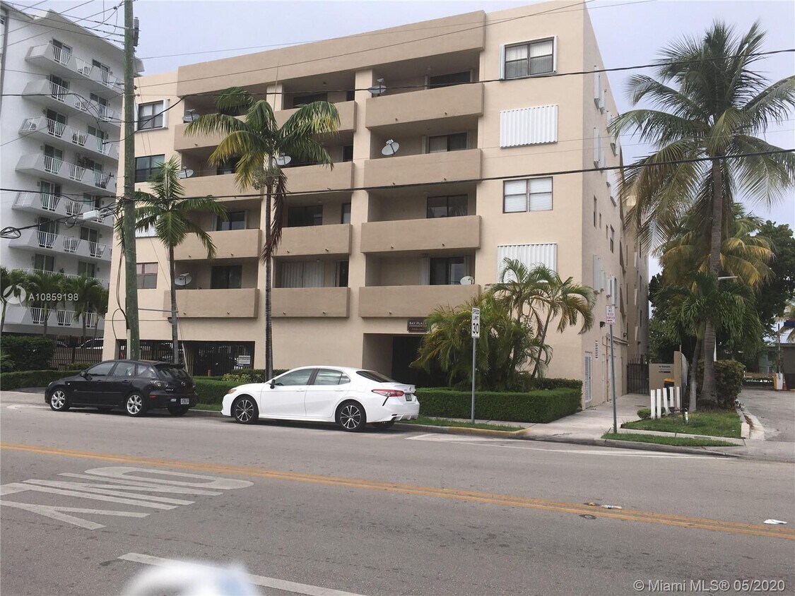 7125 Bay Dr Unit 301, Miami Beach, FL 33141 Condo for Rent in Miami