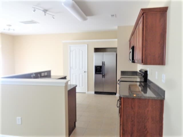 Building Photo - 14804 Castletown House Drive