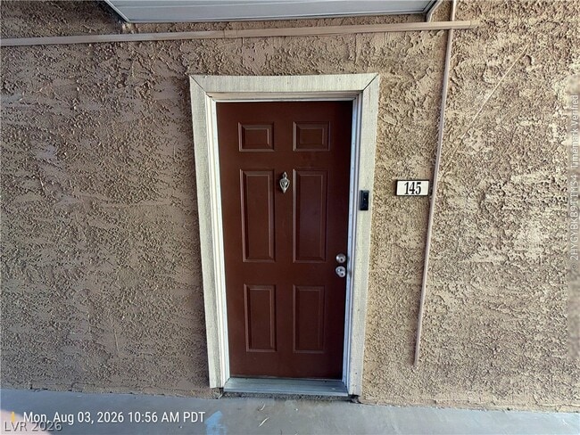 Building Photo - 5161 River Glen Dr