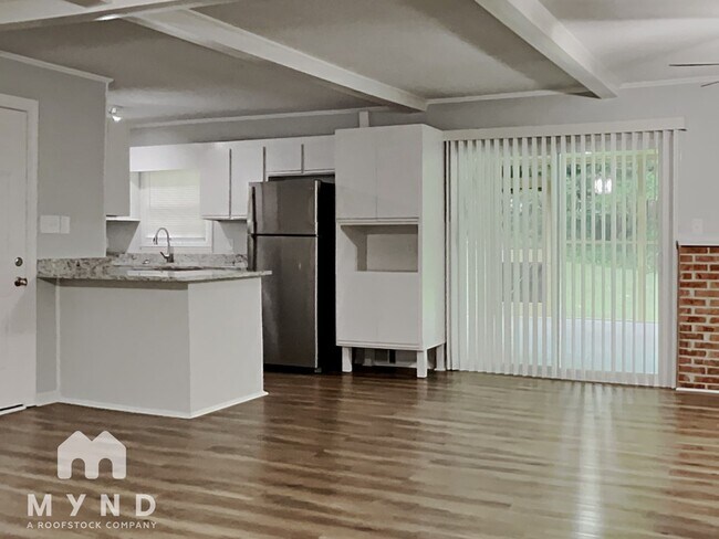 Foto del edificio - 1439 Sherwood Dr