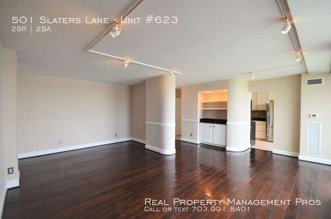 Building Photo - 501 Slaters Ln