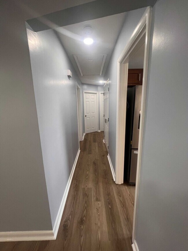 Foto del edificio - Adorable, remodeled 3br/1ba house close to...