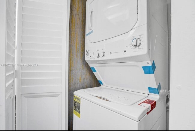 Foto del edificio - 1300 NE 2nd Ave