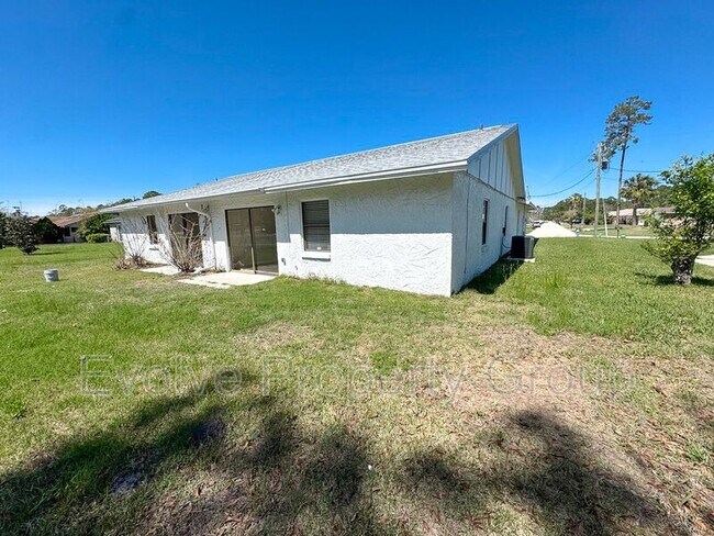 Building Photo - 10 Bren Mar Ln