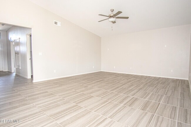 Building Photo - 14740 Charles Foster Ave