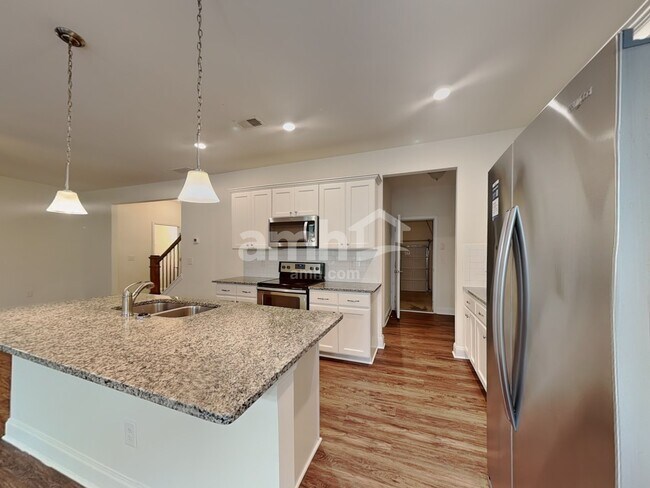 Foto del edificio - 134 McBee St