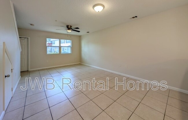 Building Photo - 2851 Yellow Pine Ct