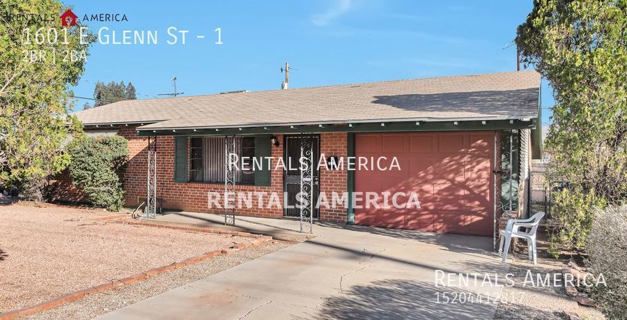 Foto principal - Mid-century home near University of Arizon...