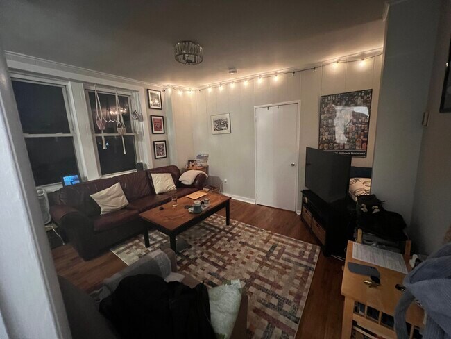 Foto del edificio - 155 Endicott St