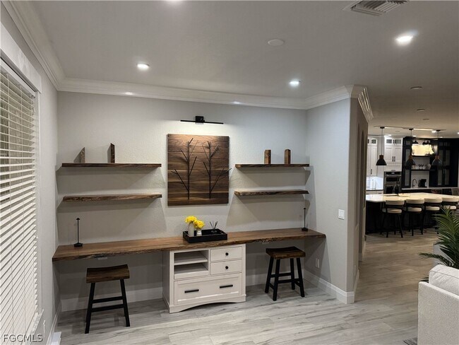 Foto del edificio - 20961 Skyler Dr