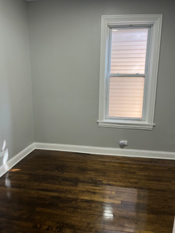 Foto del edificio - 5919 W Corcoran Pl