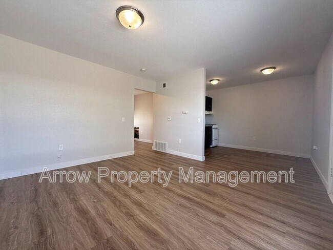 Foto del edificio - 1414 Oakland Rd NE