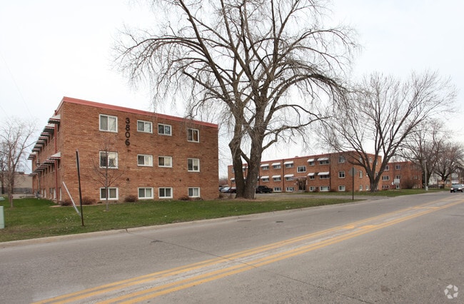 Building Photo - Stinson Boulevard Apartments