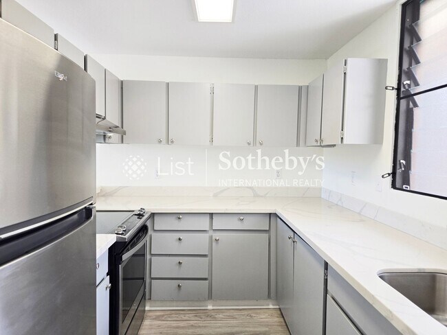 Building Photo - Poinciana Manor #430 | Kailua, HI