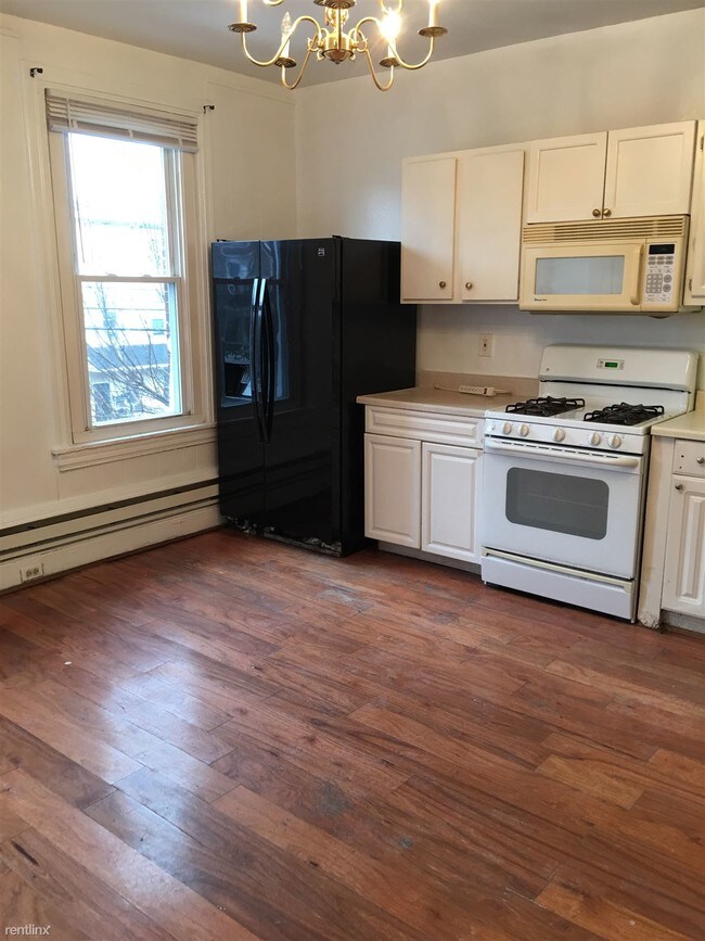 Foto del edificio - 1 br, 1 bath 4plex - 1025 Dekalb St Apt 2F