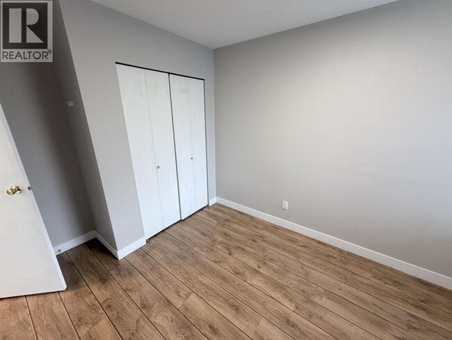 Building Photo - 3600 Cunningham Dr