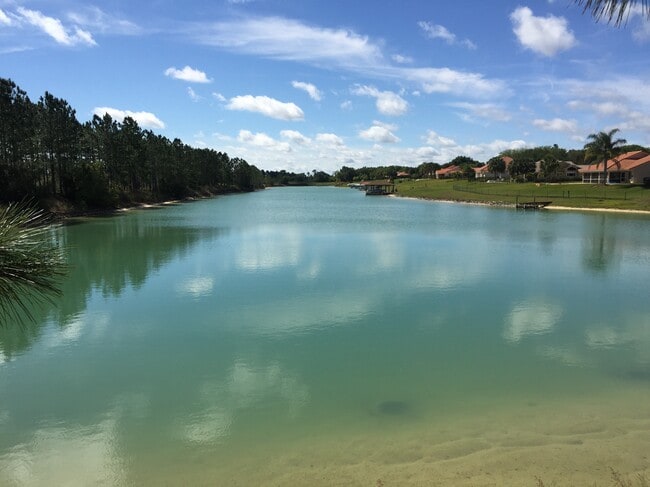 ski lake - 12908 Bellerive Dr