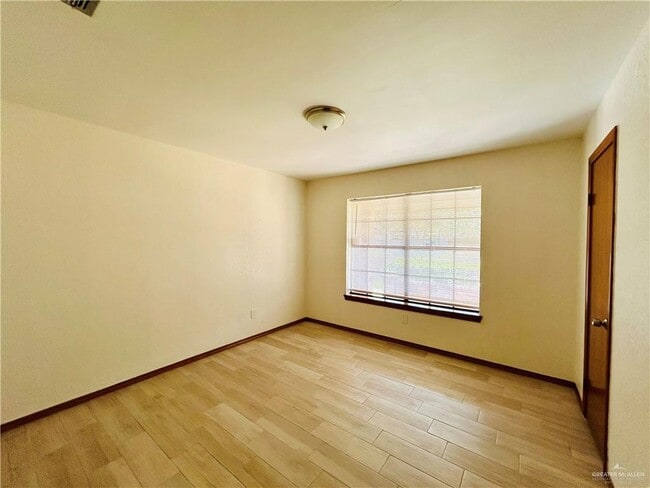 Foto del edificio - 3400 N Cynthia St
