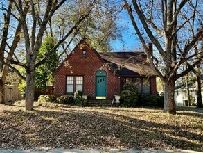 Building Photo - 1123 Flint St