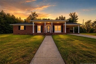 Building Photo - 7401 Paxton Dr