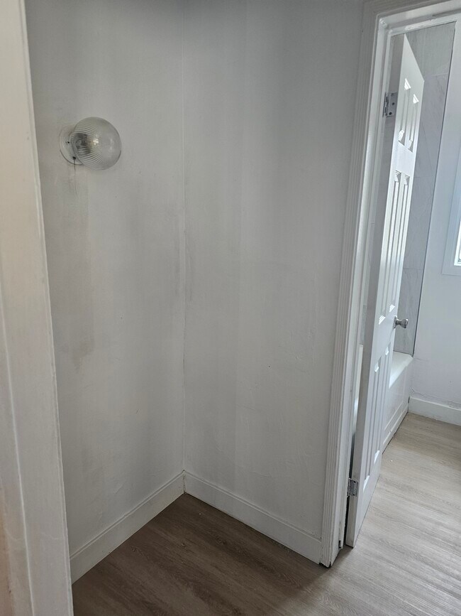Vanity Area. - 2305 Hauser Blvd
