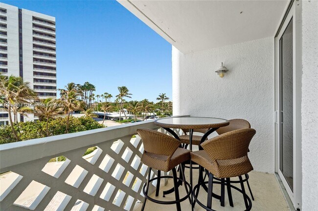 Foto del edificio - 1200 S Ocean Blvd