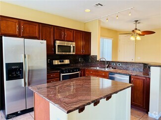 Building Photo - 300 Sweet Sugar Pine Dr