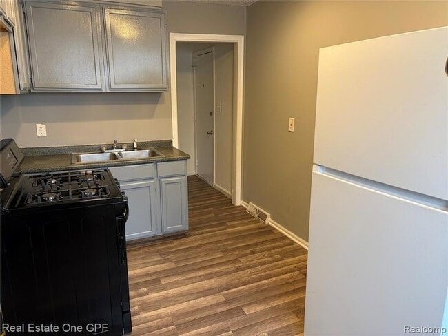 Foto del edificio - 11304 Jackson Ave