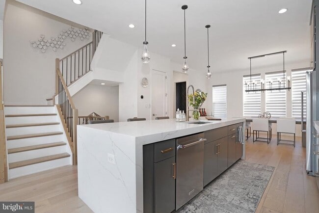 Foto del edificio - 14383 Beckett Glen Cir