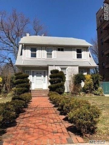 Primary Photo - 170-15 Highland Ave