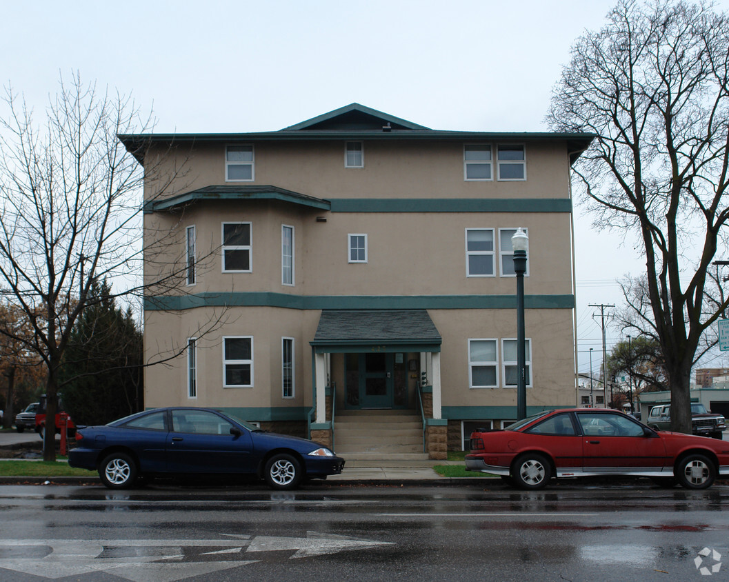 Foto del edificio - Senator Apartments