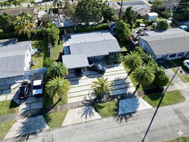 Foto del edificio - 16231 SW 99th Ct