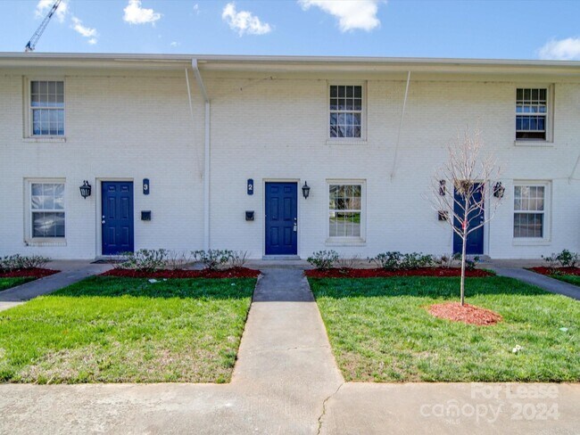 Building Photo - 325 S Gardner Ave