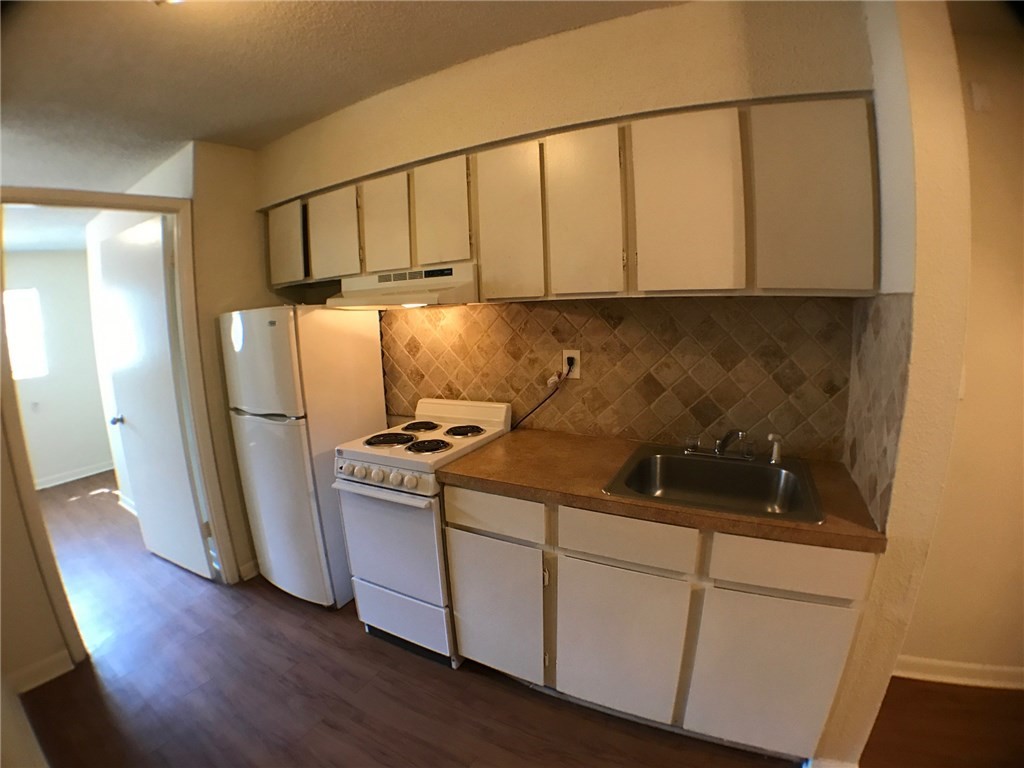 Primary Photo - 4709 Harmon Ave
