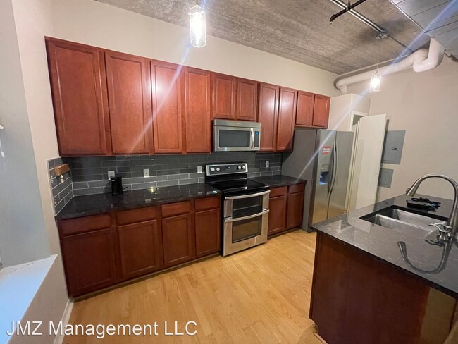 Building Photo - 1 br, 1 bath House - 66 Winder St Apt 15