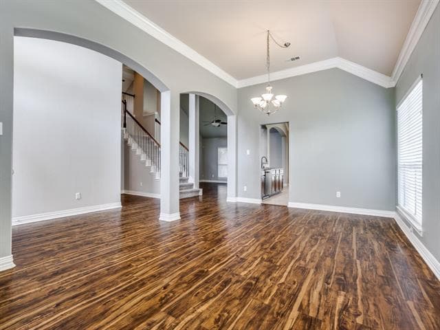 Foto del edificio - 6701 Driftwood Ln
