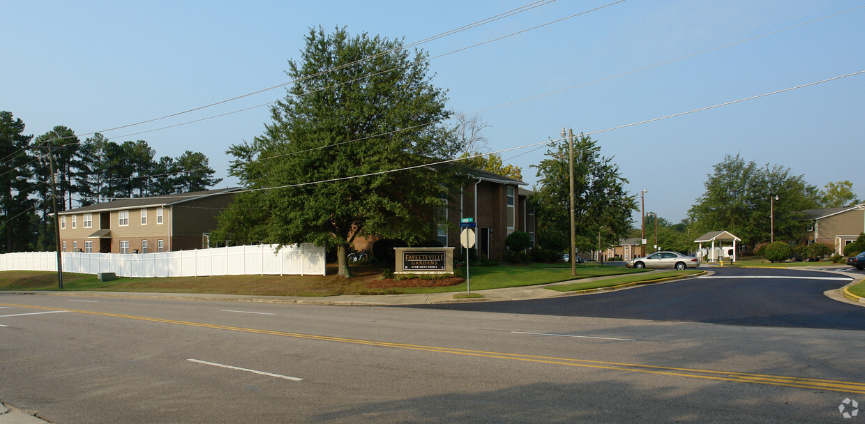 Foto de la propiedad - Fayetteville Gardens Apartments