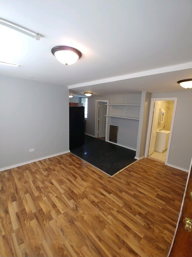 Foto del edificio - 4334 W Walton St