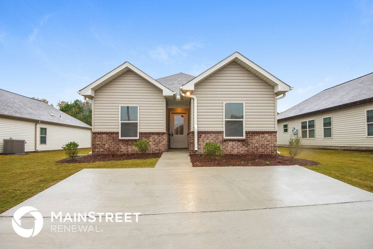 Primary Photo - 875 Maple Trce