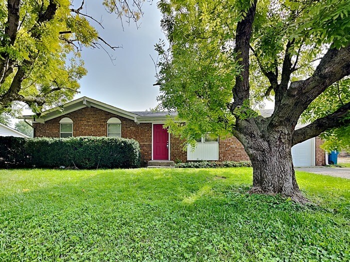 141 West St, Whiteland, IN 46184 House Rental in Whiteland, IN