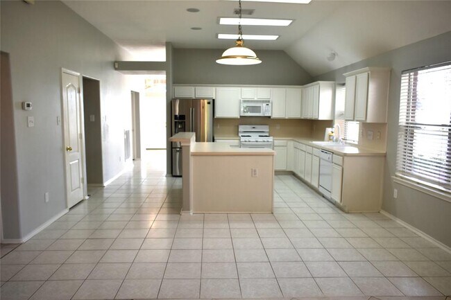 Foto del edificio - 510 Springhope Ct