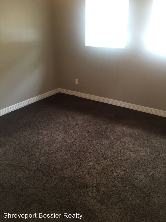 Building Photo - 3 br, 1.5 bath House - 7105 Devonshire Circle