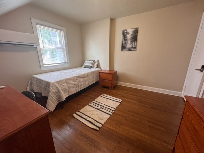 Photo - 5215 Huntington Ave House