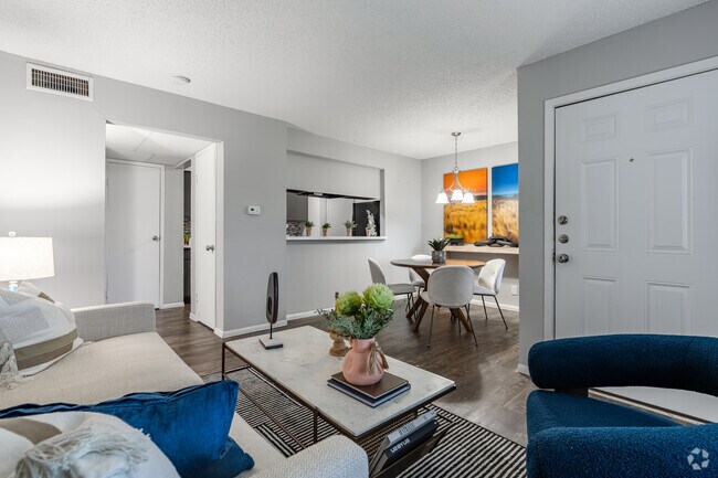 1HAB, 1BA - 600 ft² - Avila