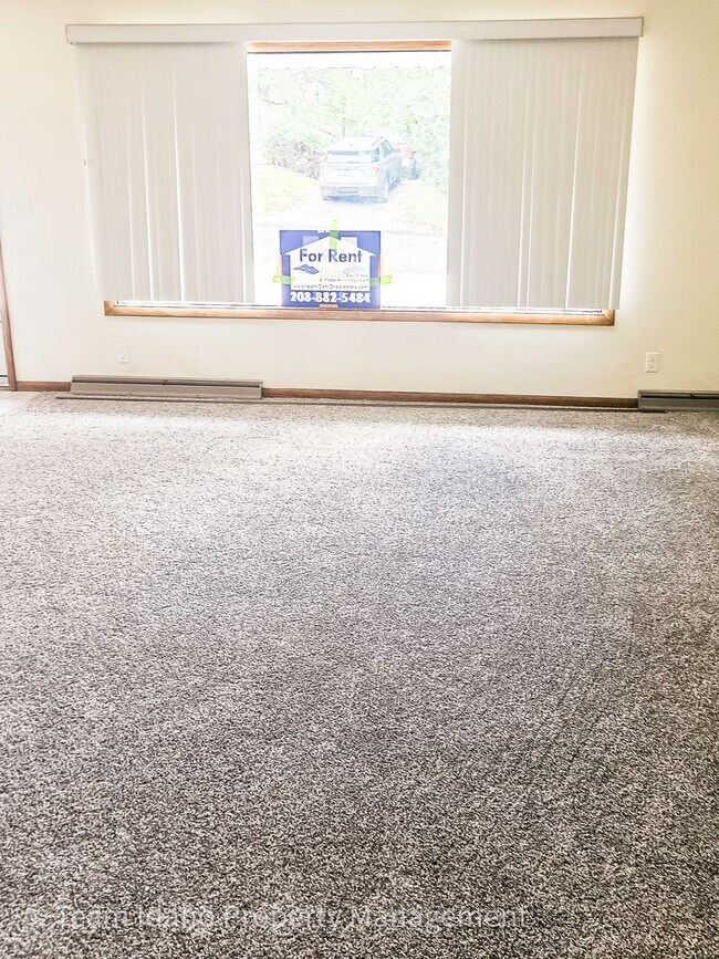 Building Photo - Williams Street Tri-Plex