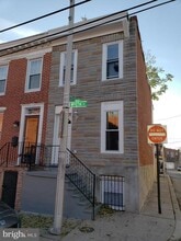 Building Photo - 638 Wyeth St