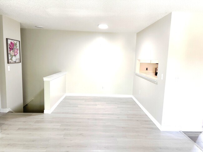 Foto del edificio - 44850 Bayview Dr