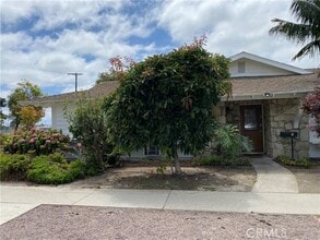 Building Photo - 7672 Amazon Dr Building Photo - 7672 Amazon Dr